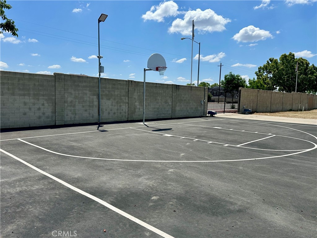 204 Montage Dr, Merced, CA 95348