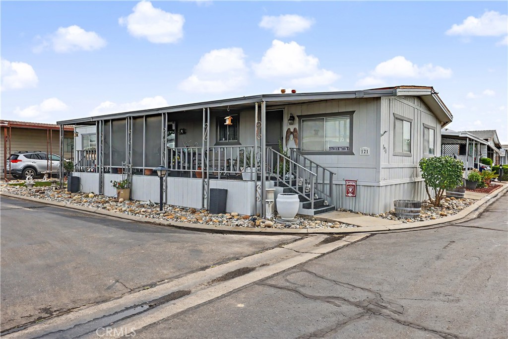 1400 N Tully Rd #121, Turlock, CA 95380