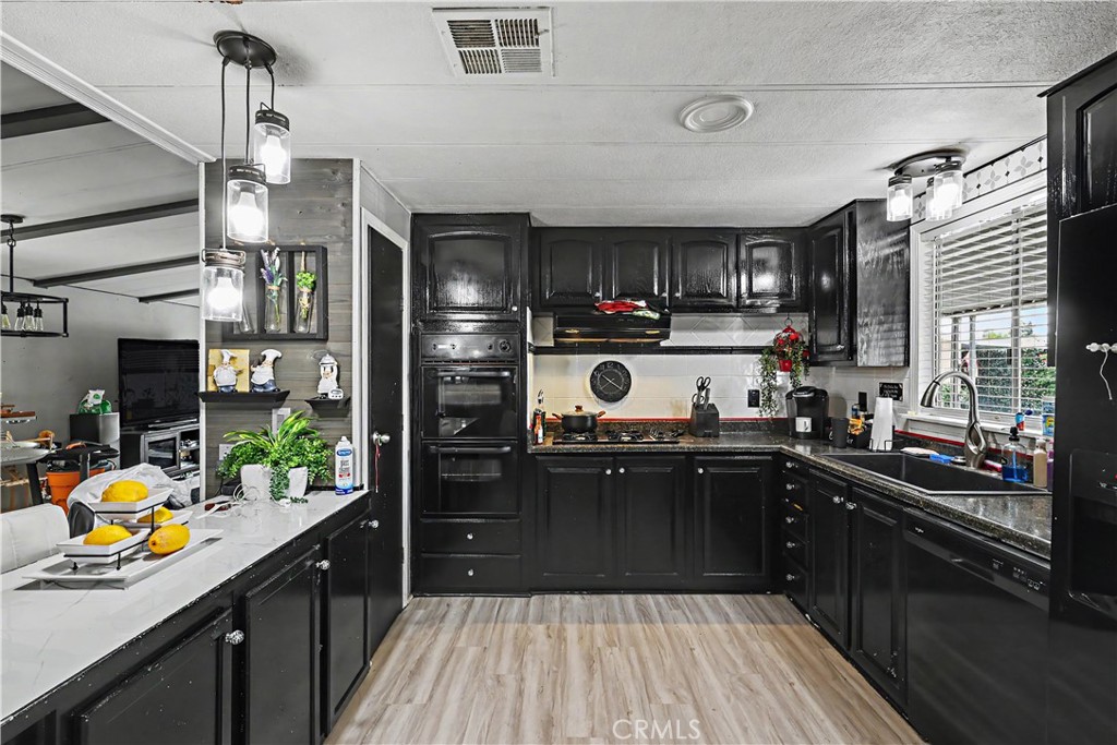 1400 N Tully Rd #121, Turlock, CA 95380