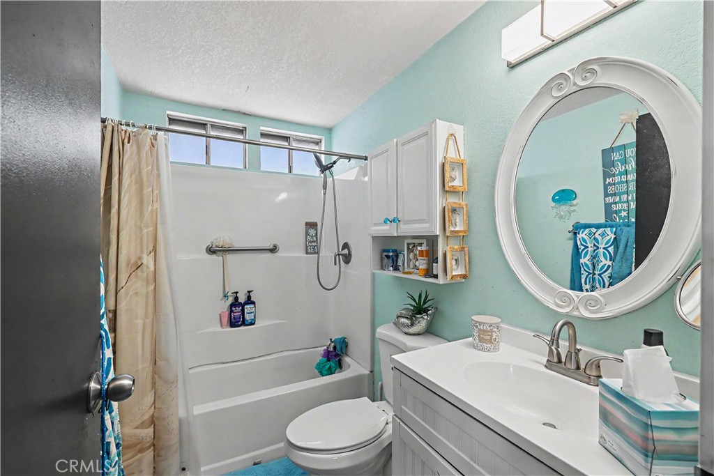 1400 N Tully Rd #121, Turlock, CA 95380