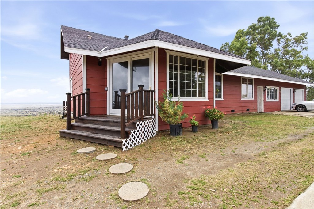 9807 BANDERILLA DR, La Grange, CA 95329