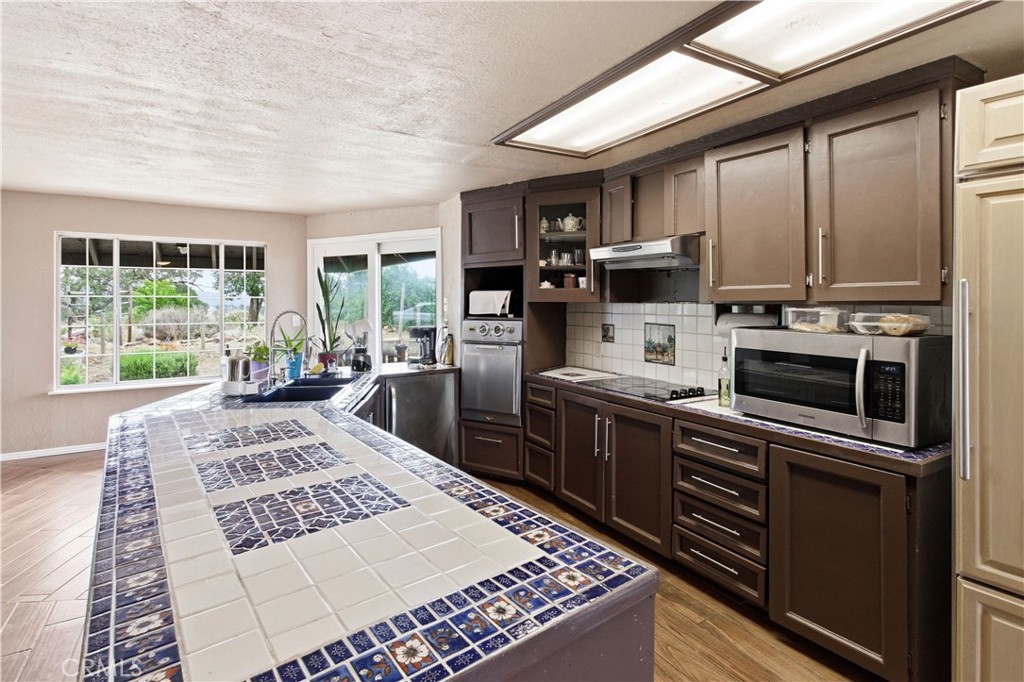 9807 BANDERILLA DR, La Grange, CA 95329