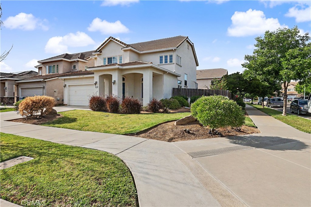 1321 Jenner Dr, Merced, CA 95348