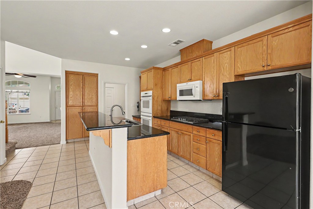 1321 Jenner Dr, Merced, CA 95348