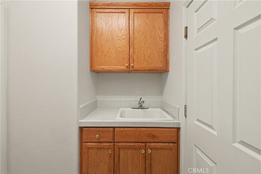 1321 Jenner Dr, Merced, CA 95348