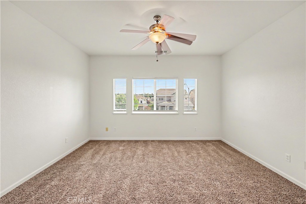 1321 Jenner Dr, Merced, CA 95348