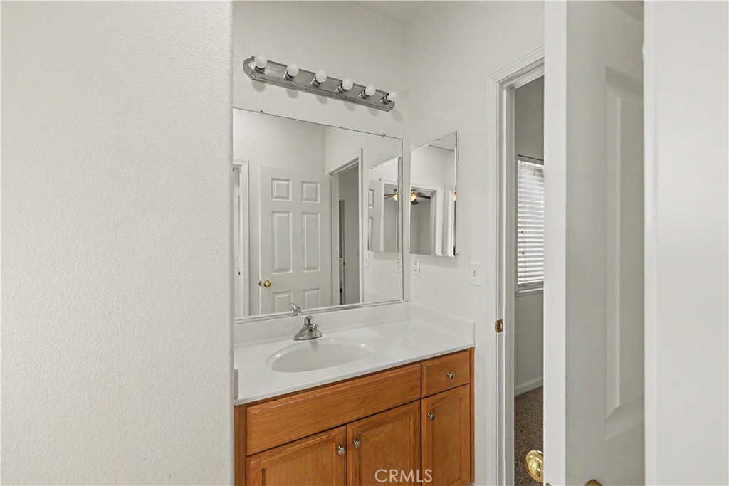 1321 Jenner Dr, Merced, CA 95348