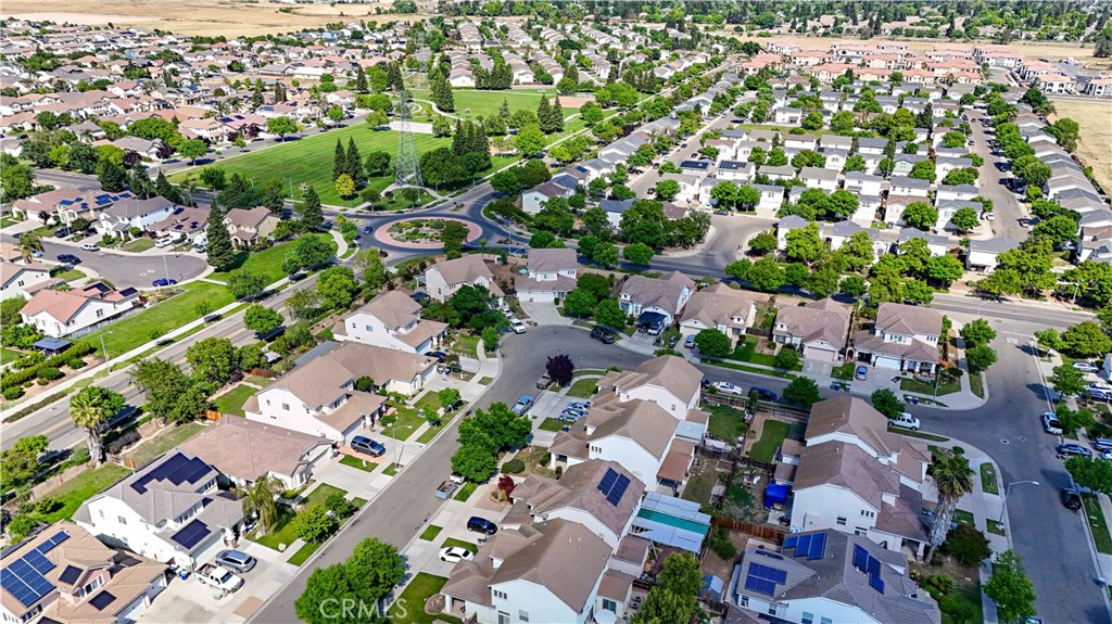 1321 Jenner Dr, Merced, CA 95348