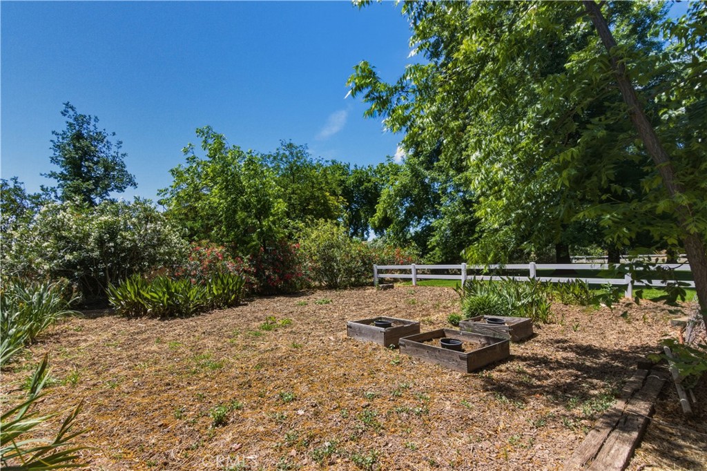 3856 N Gardner, Merced, CA 95340