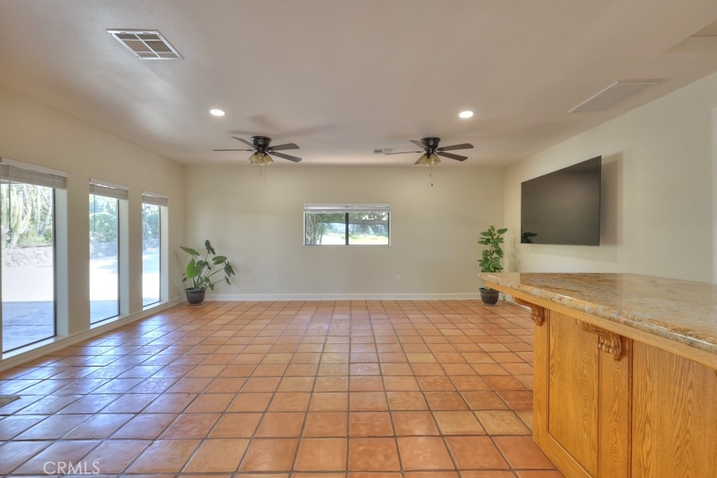 11714 Livingston Cressey, Livingston, CA 95334