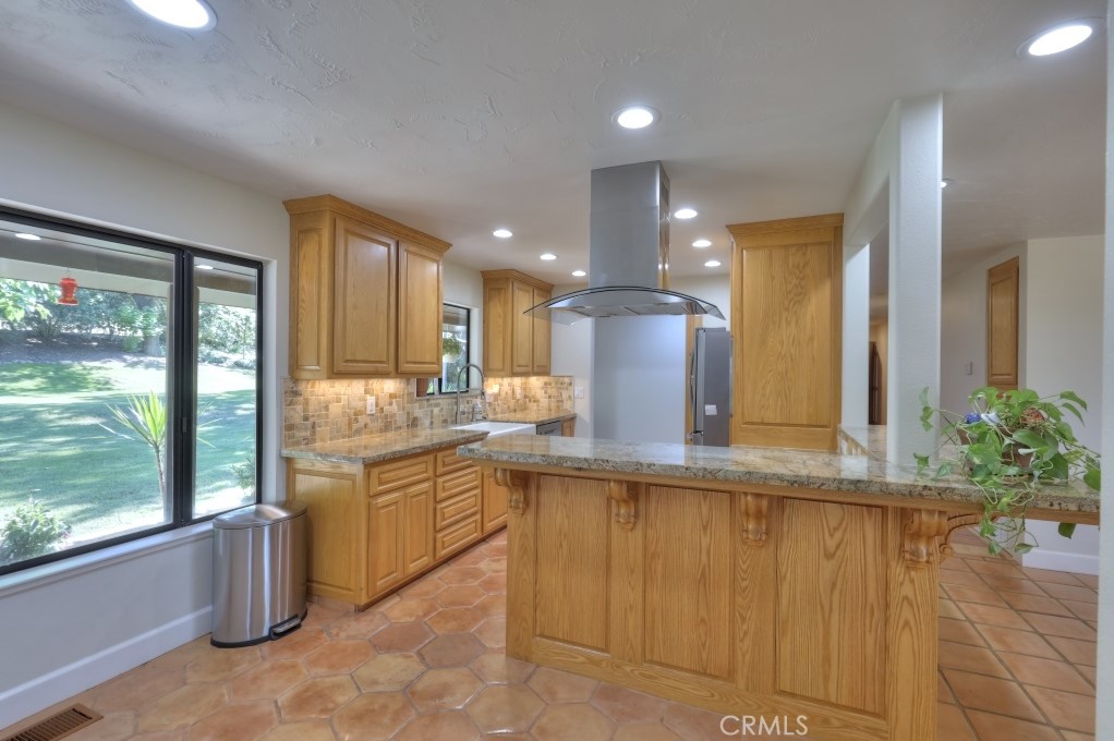 11714 Livingston Cressey, Livingston, CA 95334