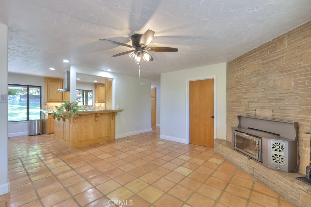 11714 Livingston Cressey, Livingston, CA 95334