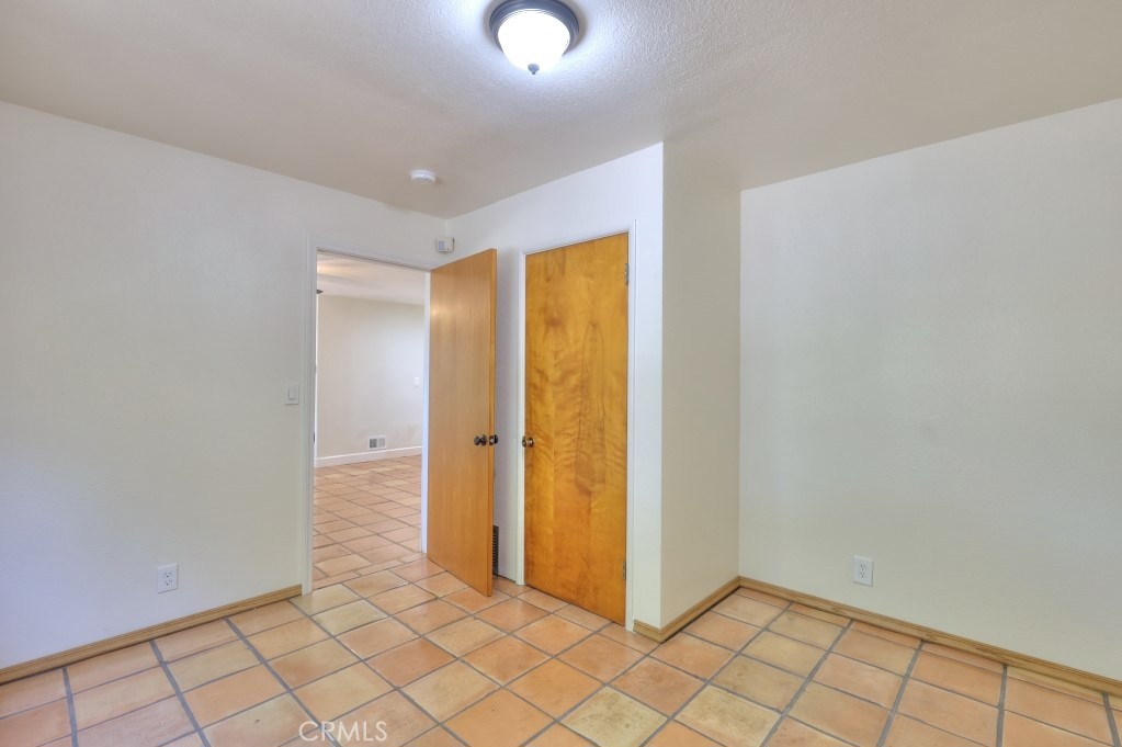 11714 Livingston Cressey, Livingston, CA 95334