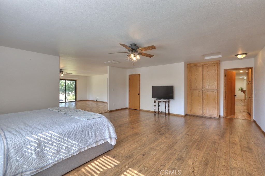 11714 Livingston Cressey, Livingston, CA 95334