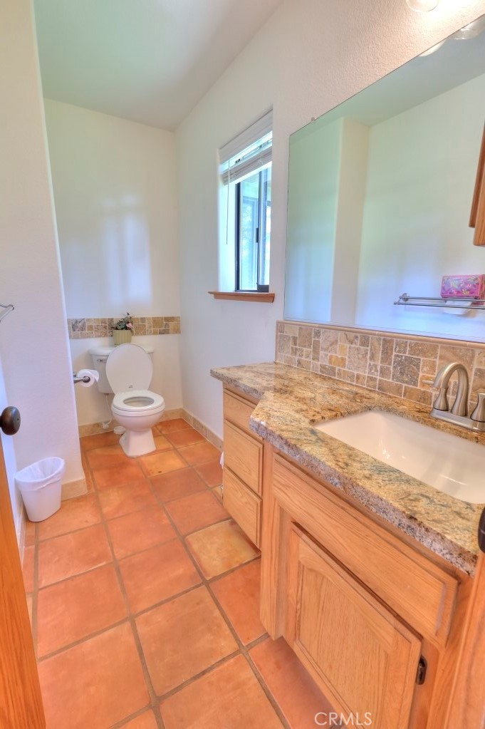 11714 Livingston Cressey, Livingston, CA 95334