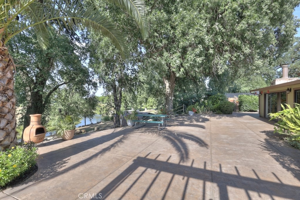 11714 Livingston Cressey, Livingston, CA 95334