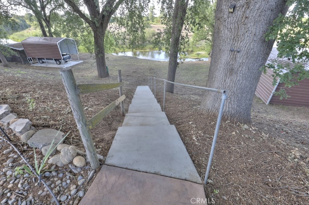 11714 Livingston Cressey, Livingston, CA 95334