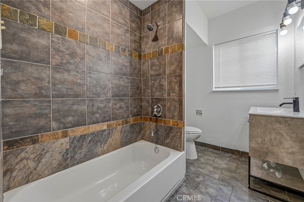 236 & 238 W 22nd, Merced, CA 95340