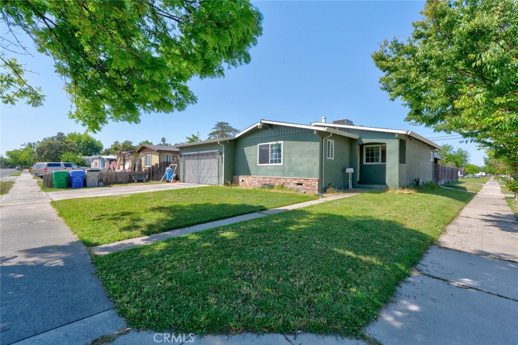 2399 3rd, Atwater, CA 95301