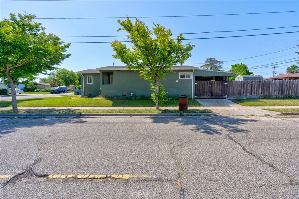 2399 3rd, Atwater, CA 95301