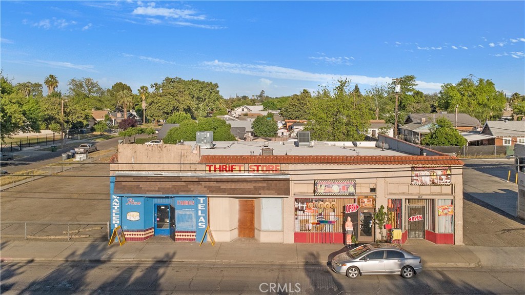 162 N Maple Ave, Fresno, CA 93702