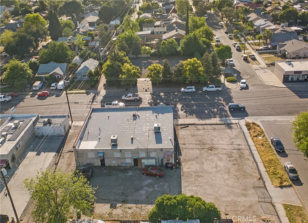170 N Maple Ave, Fresno, CA 93702