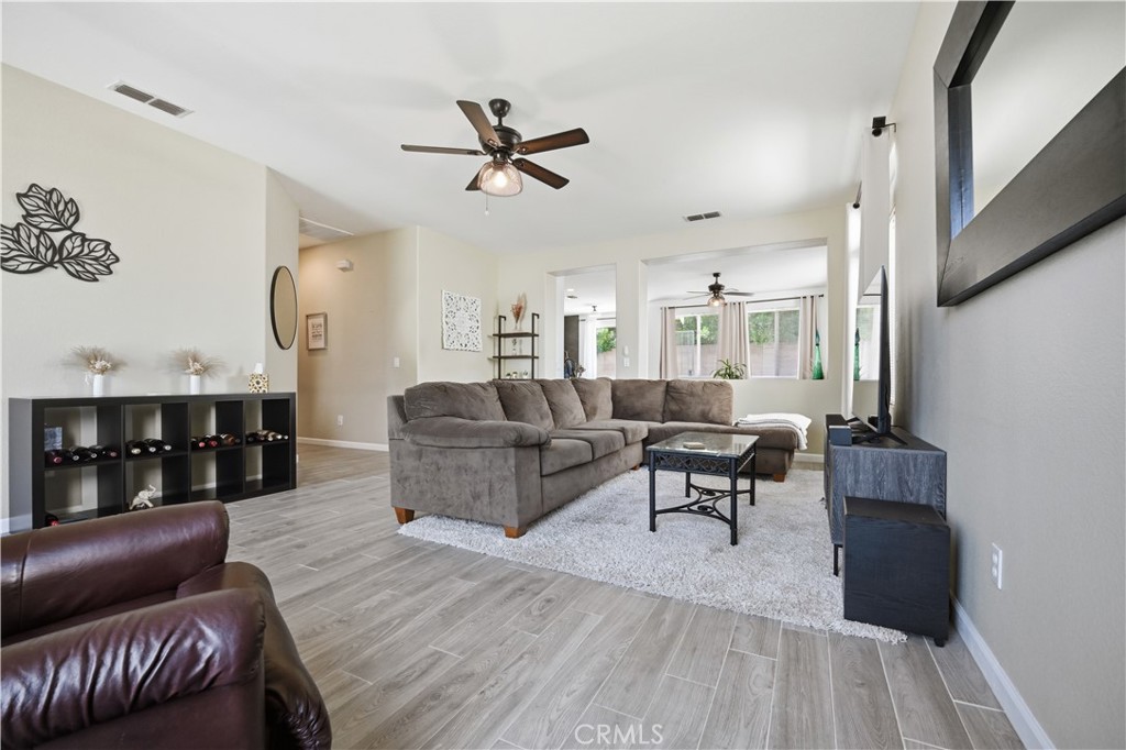 3563 Santiago, Merced, CA 95348