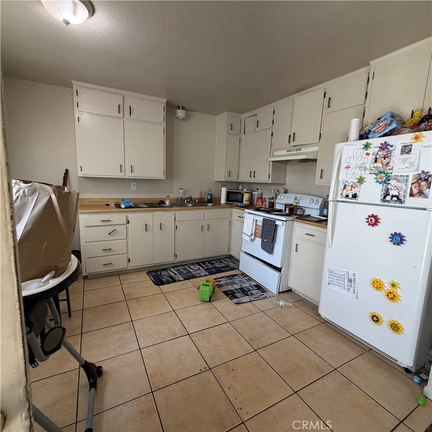 1567 - 1573 Ellen Ct, Merced, CA 95341