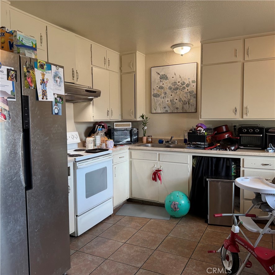 1567 - 1573 Ellen Ct, Merced, CA 95341