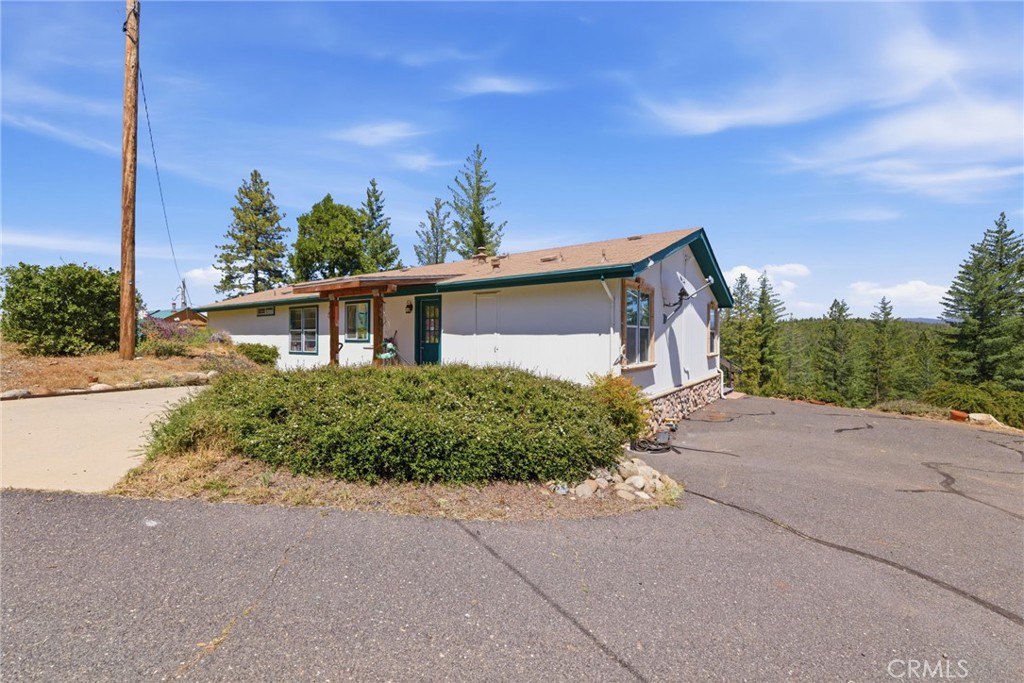 21552 W Sprague, Groveland, CA 95321
