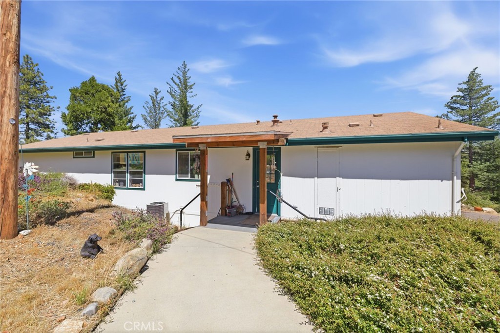 21552 W Sprague, Groveland, CA 95321