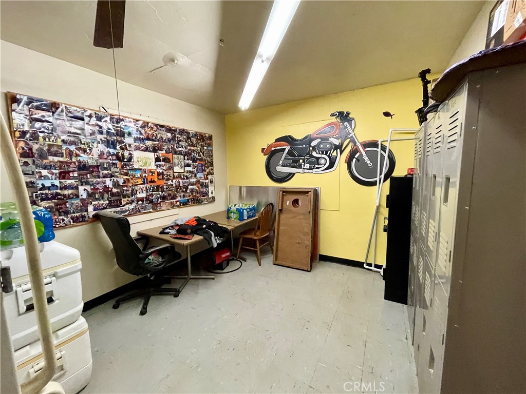 1799 E 21st St, Merced, CA 95340