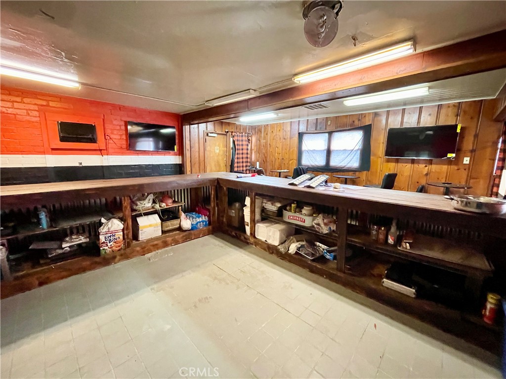 1799 E 21st St, Merced, CA 95340