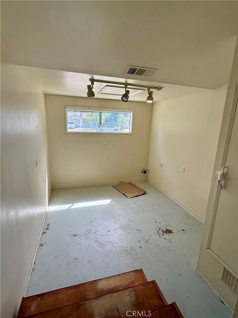 1127 W 23rd, Merced, CA 95340
