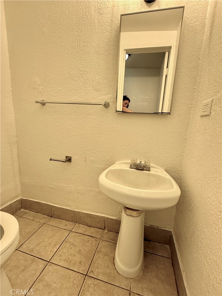 1020 W 24th, Merced, CA 95340
