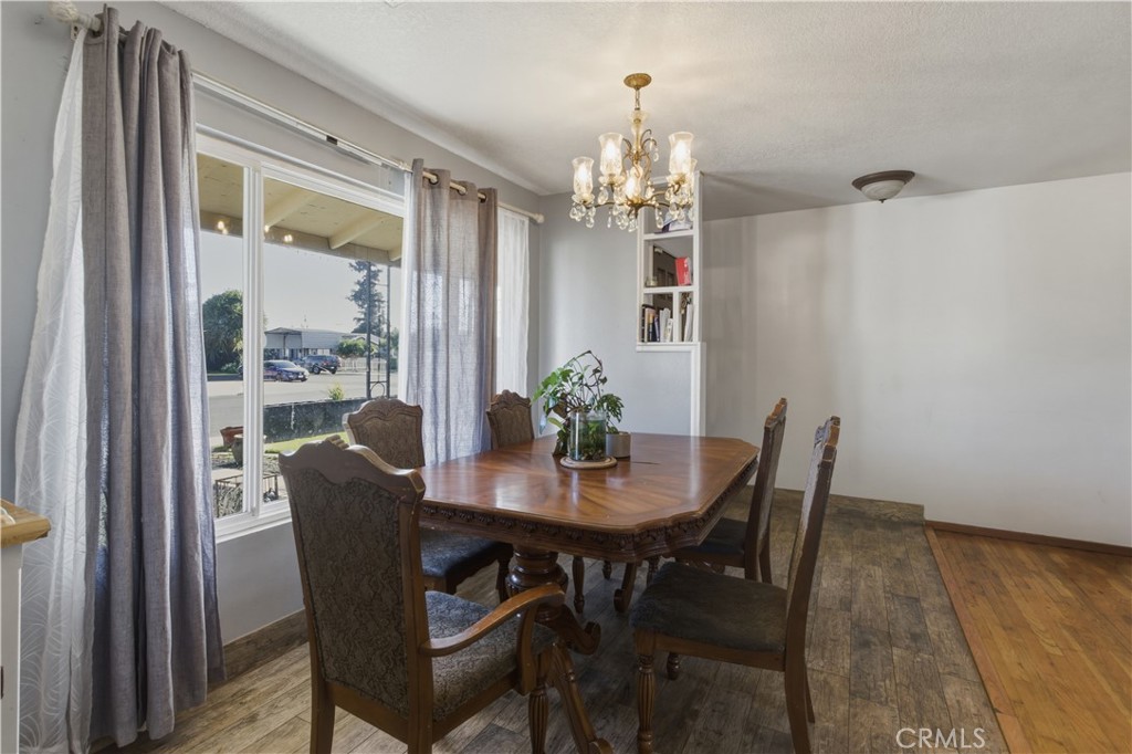1843 W 8th, Merced, CA 95341