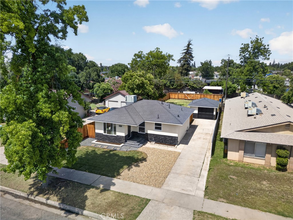 1127 W 19th, Merced, CA 95340