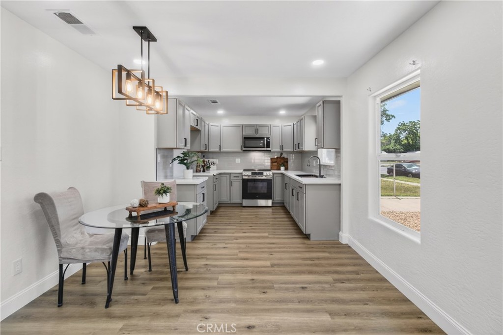 1127 W 19th, Merced, CA 95340