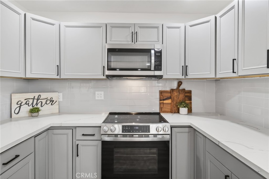 1127 W 19th, Merced, CA 95340