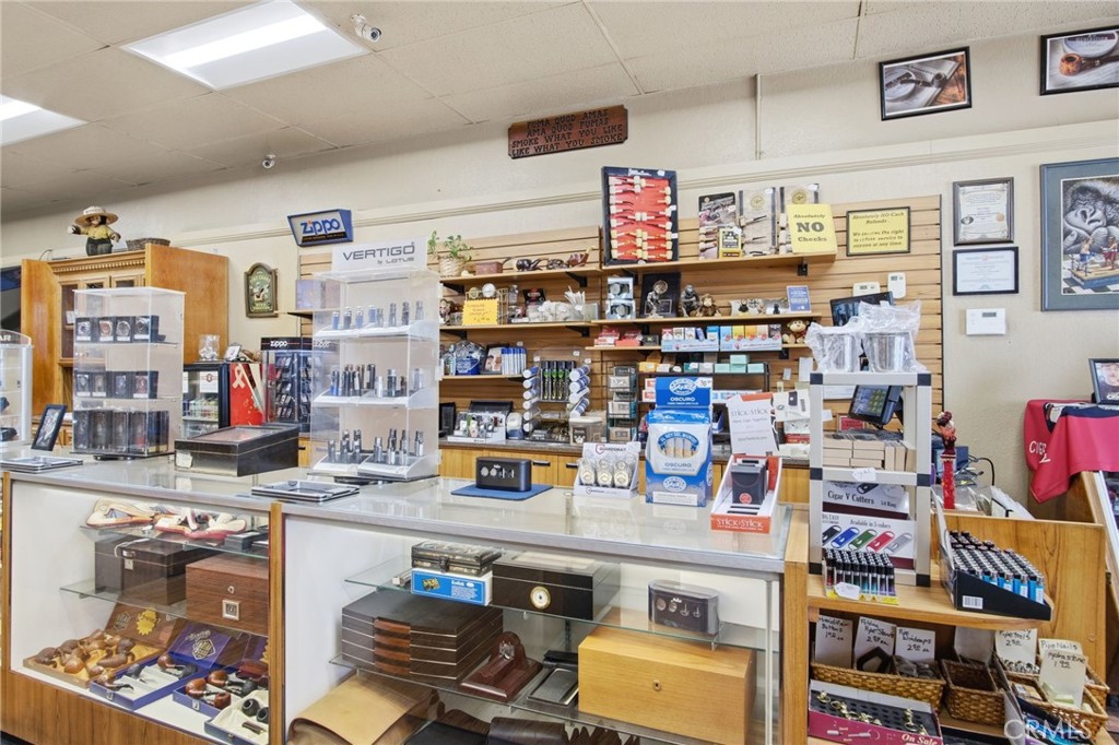 1716 Canal St, Merced, CA 95340