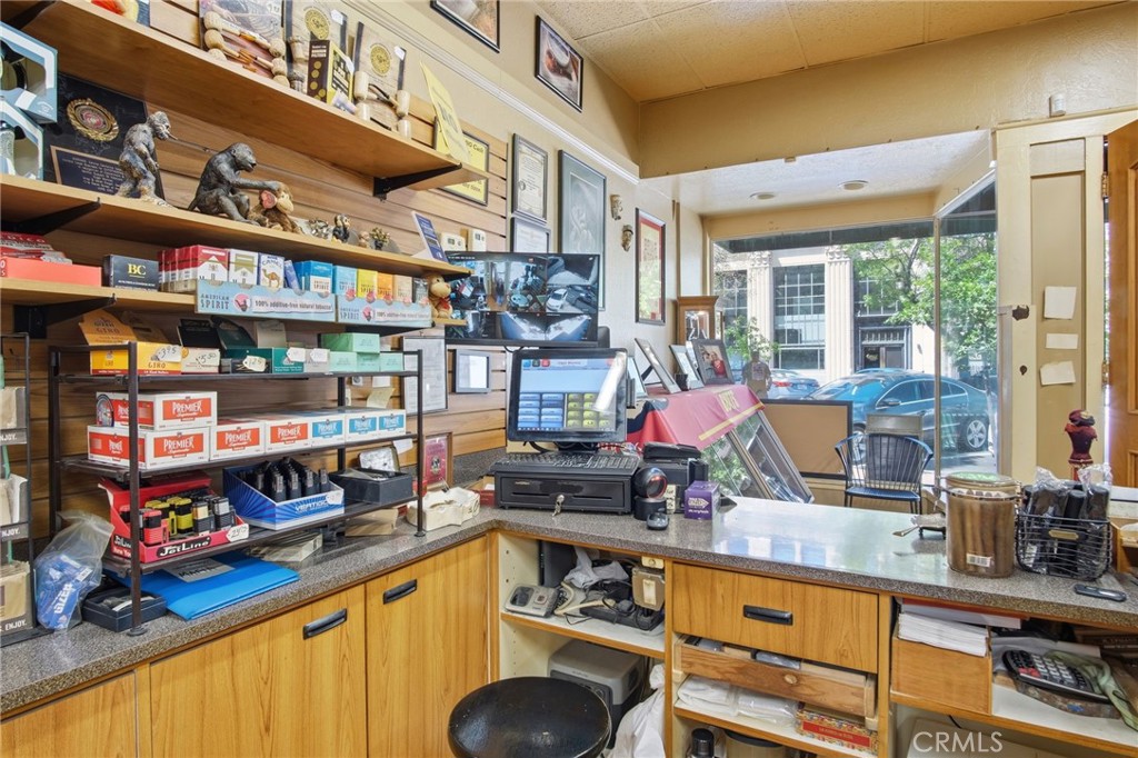 1716 Canal St, Merced, CA 95340