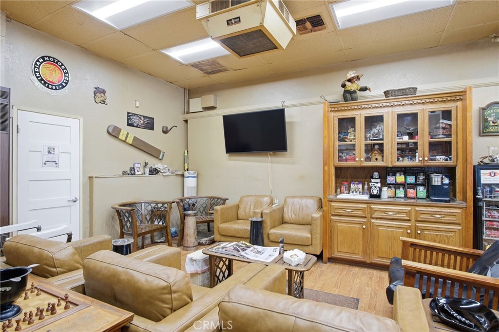 1716 Canal St, Merced, CA 95340