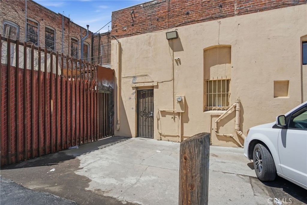 1716 Canal St, Merced, CA 95340