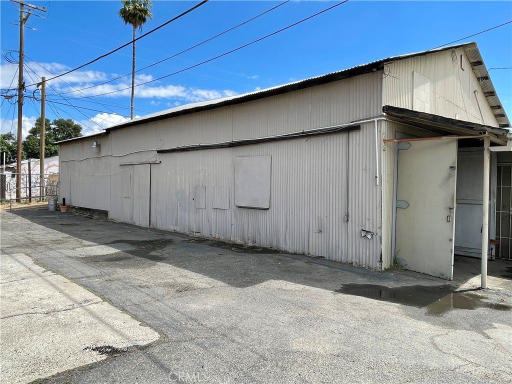 1785 E 21st St, Merced, CA 95340