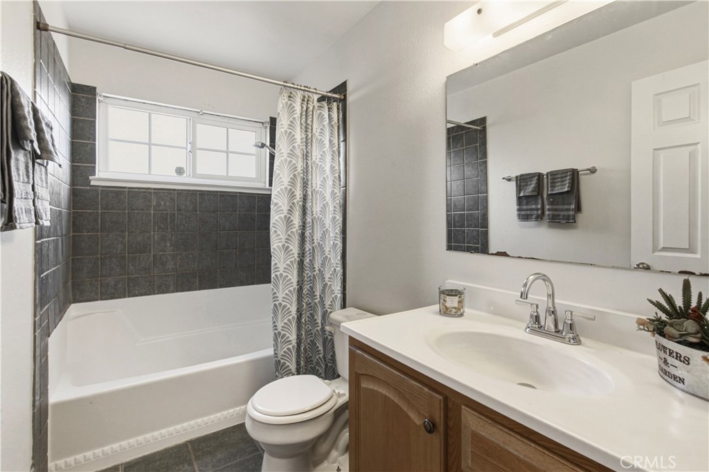 3312 Cherokee Ave, Merced, CA 95340