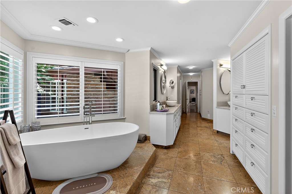 2875 Ardell, Merced, CA 95348