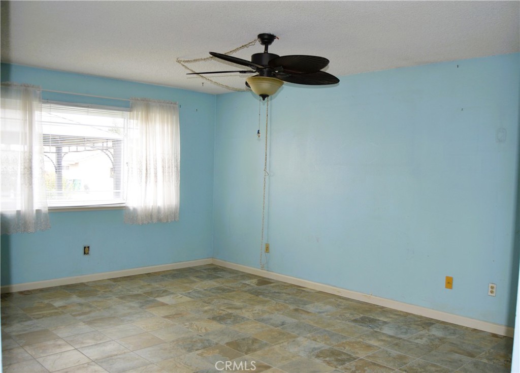 7204 Crawford St, Winton, CA 95388