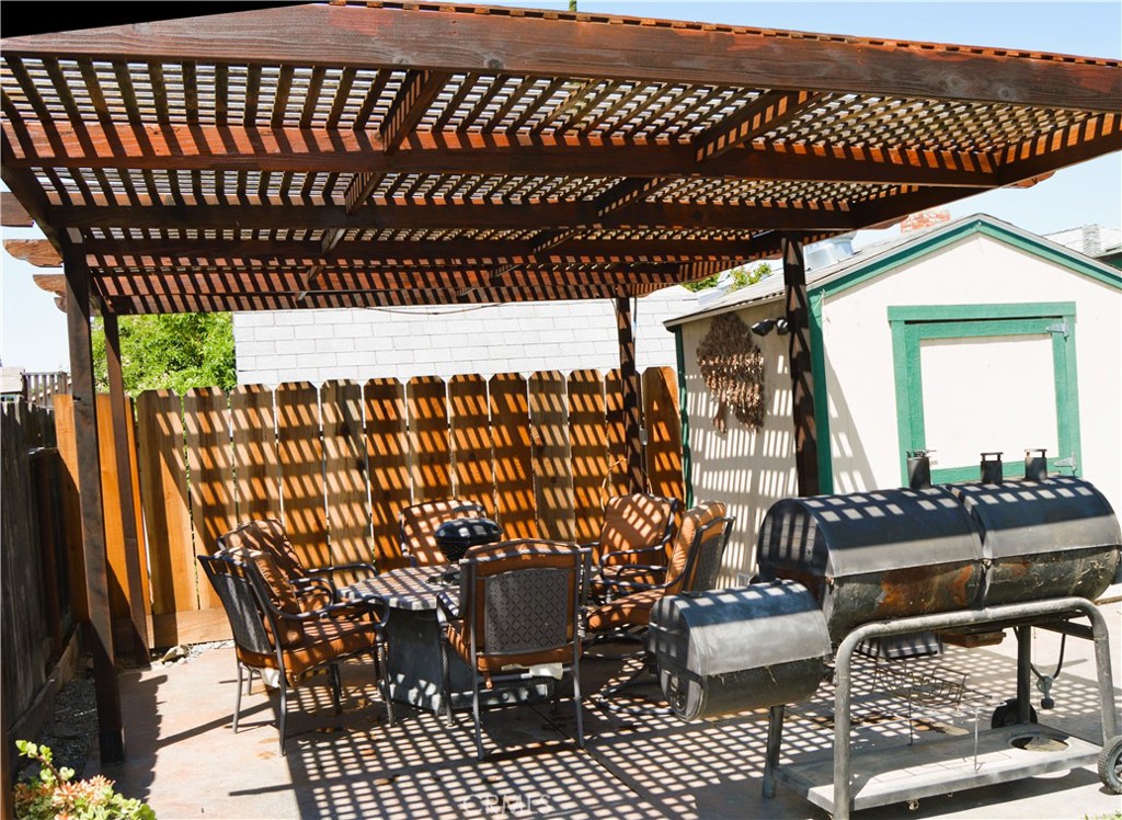 380 Tammy Dr, Atwater, CA 95301