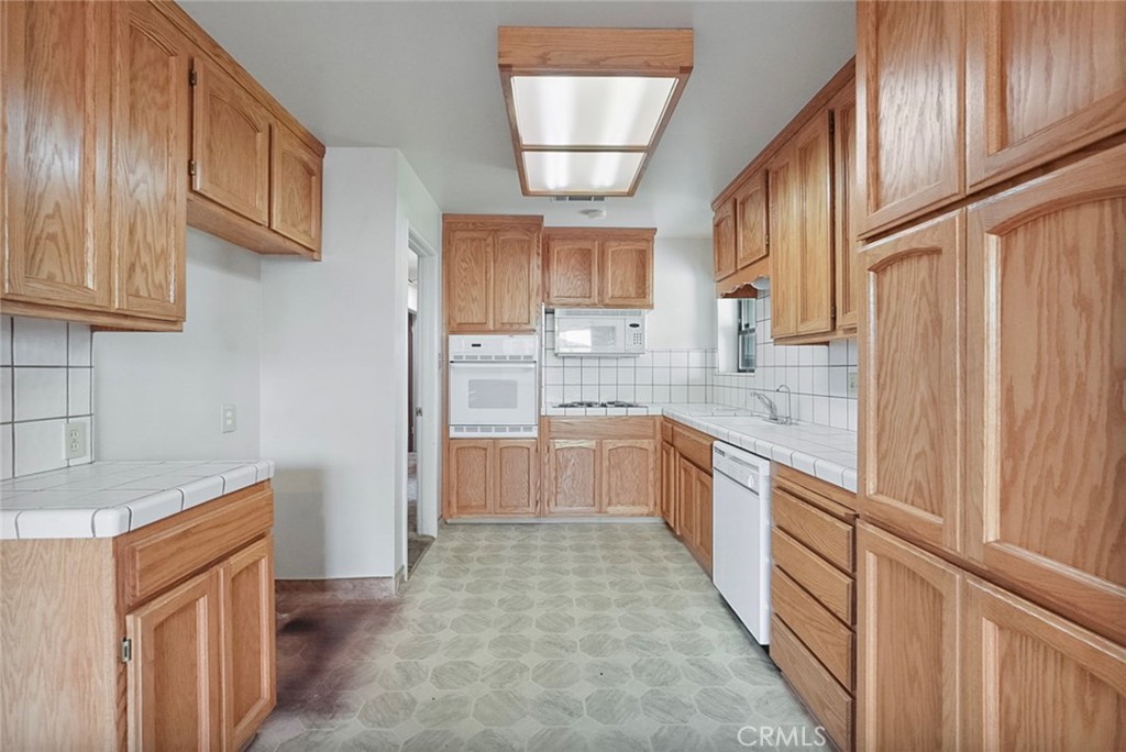 729 Mulberry Ave, Atwater, CA 95301