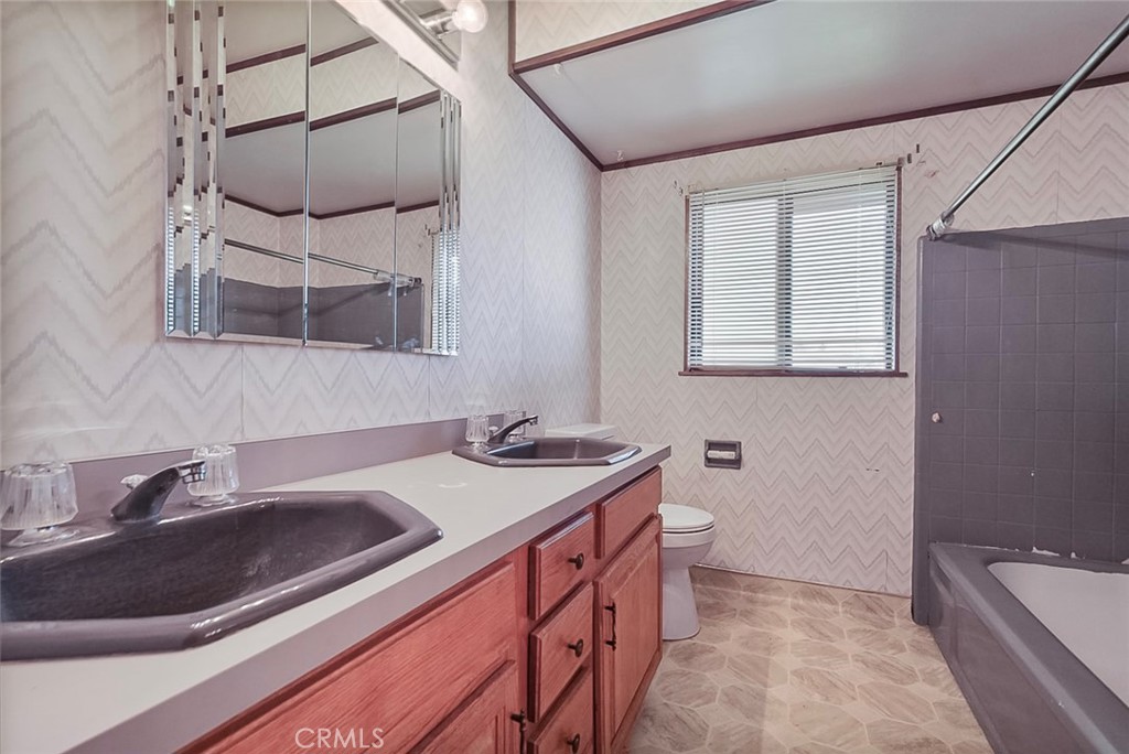 729 Mulberry Ave, Atwater, CA 95301